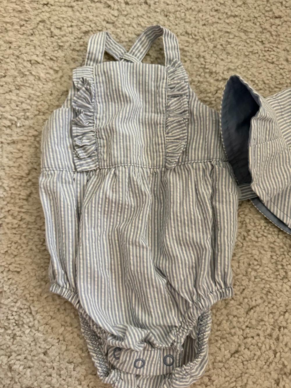 Carters Baby Girl Seersucker Romper & Sun Hat Set 3M Blue Stripe Summer Outfit - Picture 2 of 6